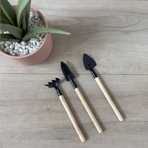 Other - Miniature decorative garden utensils, cottage, core farmhouse, country  decor